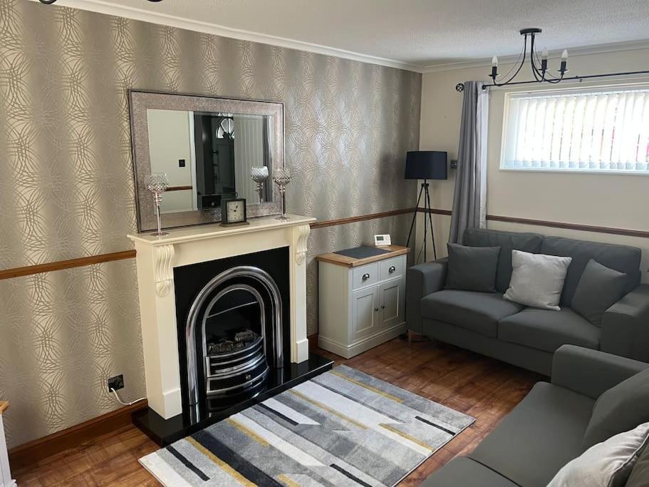 Well Presented 2 Bedroom House Village Holiday Let Strensall Екстер'єр фото