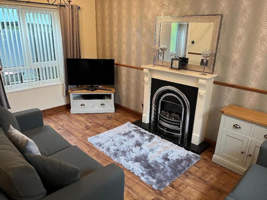 Well Presented 2 Bedroom House Village Holiday Let Strensall Екстер'єр фото